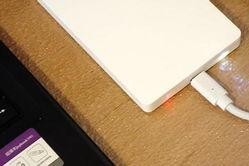 怎么开关移动硬盘灯亮了,移动硬盘灯亮开关操作指南