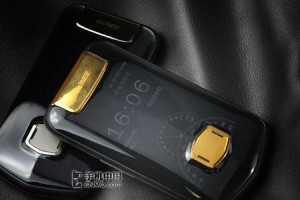 金立商务翻盖手机的性能和用户体验如何？（探索金立商务翻盖手机的关键特点及用户反馈）