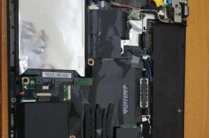 笔记本刷BIOS教程（如何安全有效地刷写笔记本的BIOS，让电脑性能得到提升？）