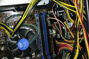 电脑主机内部红点闪烁开不了机,故障排查与解决攻略