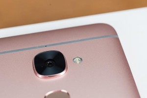 乐视2Pro（解读乐视2Pro的颠覆性创新与出色表现）